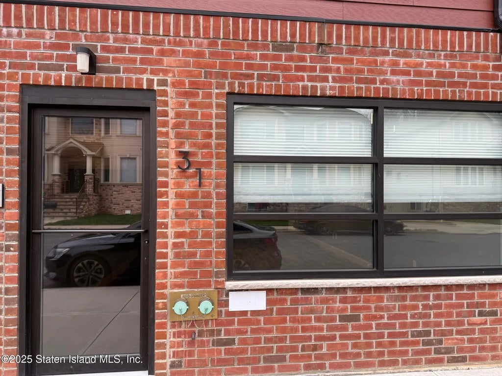 31 Herbert Street, Staten Island