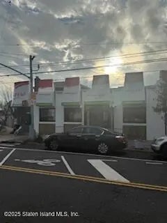 124 Ocean Avenue, Staten Island