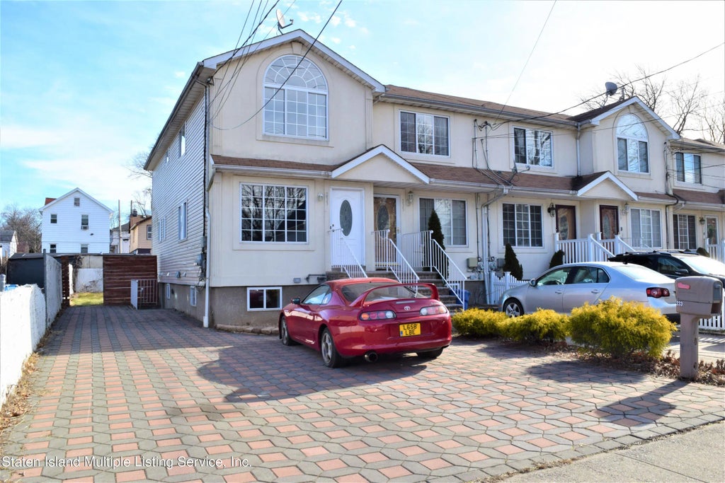 233 Taylor Street #2, Staten Island