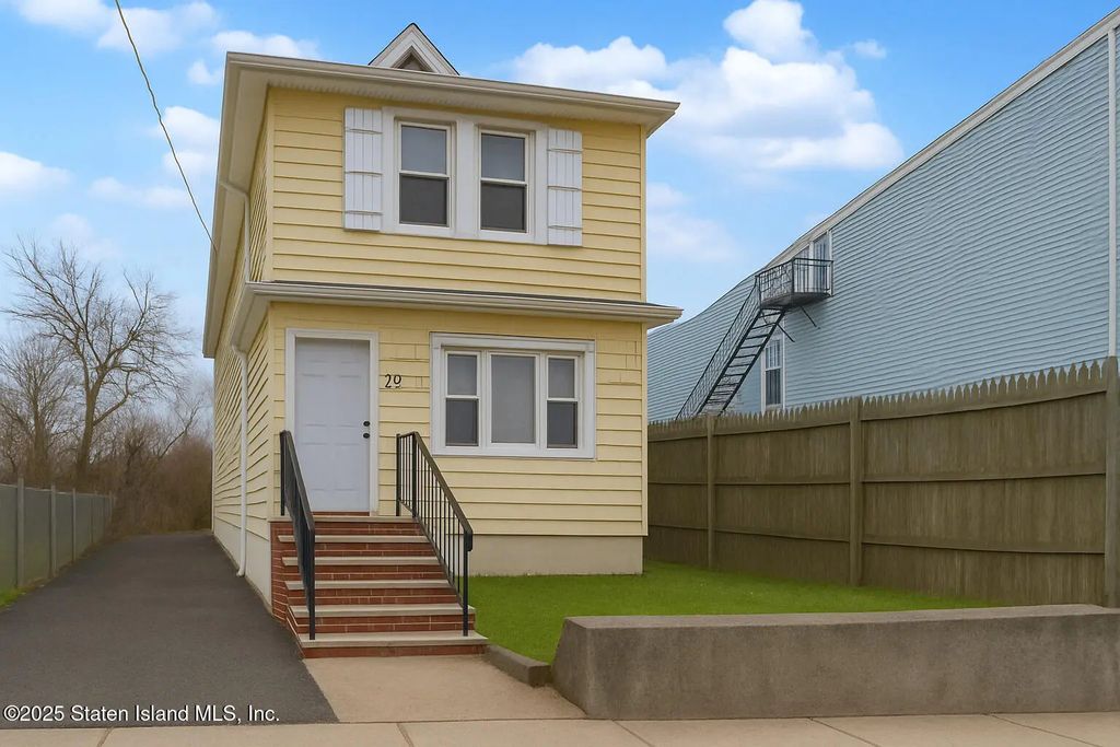 229 Pulaski Avenue, Staten Island