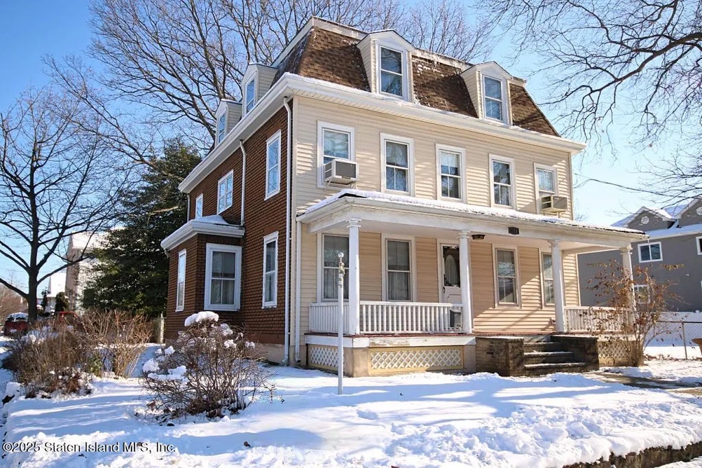 121 Joline Avenue, Staten Island