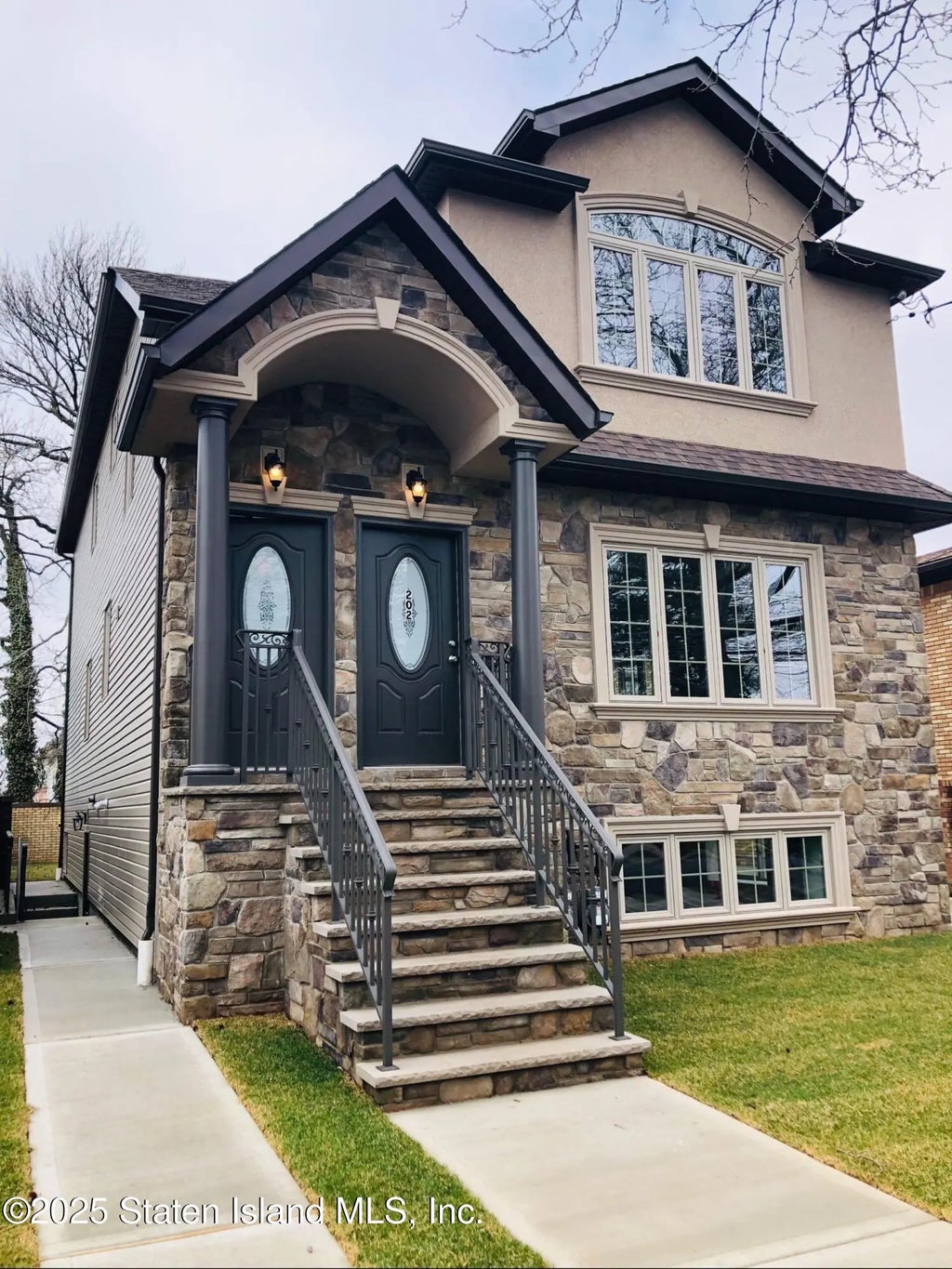 202 Hawthorne Avenue #2, Staten Island