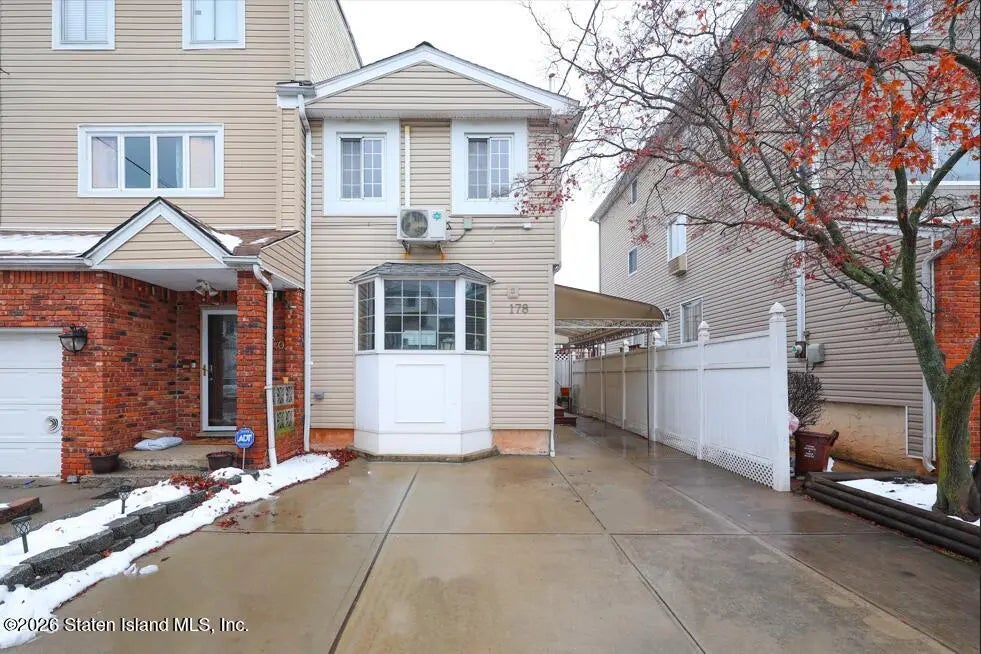 178 Vassar Street, Staten Island