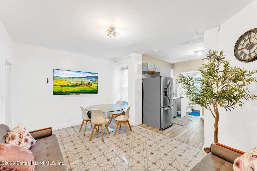 11 Coonley Court, Staten Island