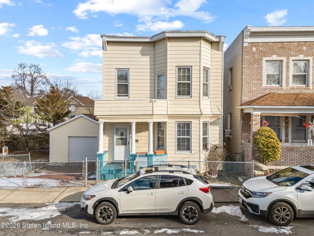 39 Reynolds Street, Staten Island