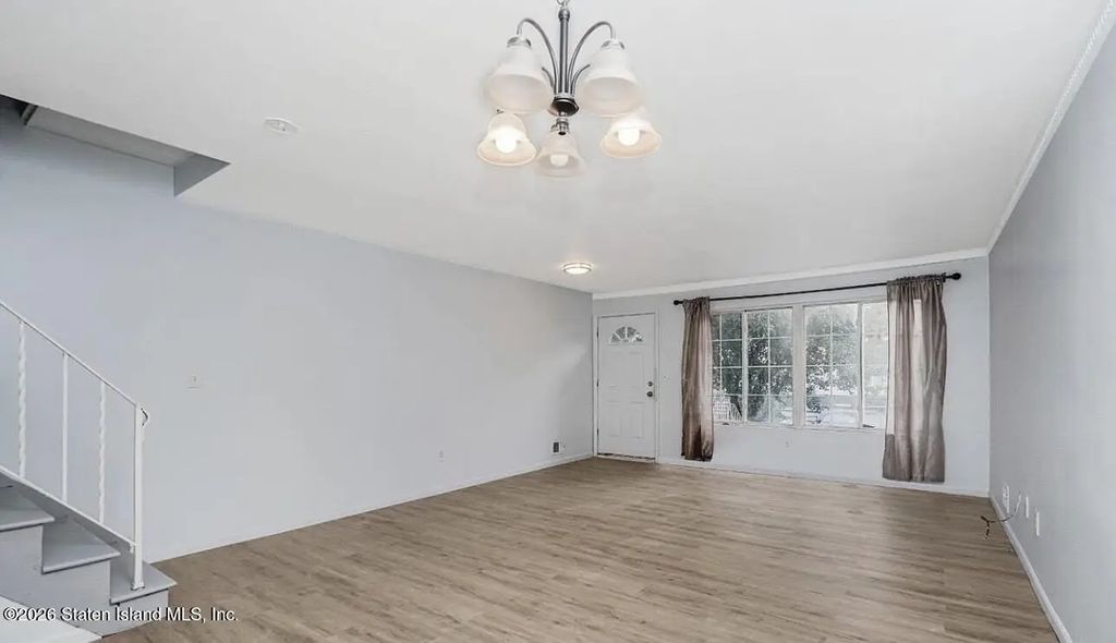 5 Ludwig Lane B, Staten Island