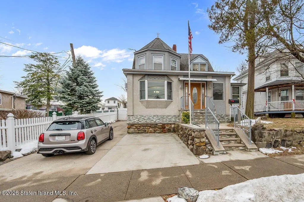 5272 Arthur Kill Road, Staten Island