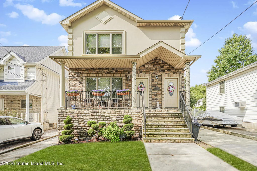 16 Allen Place, Staten Island