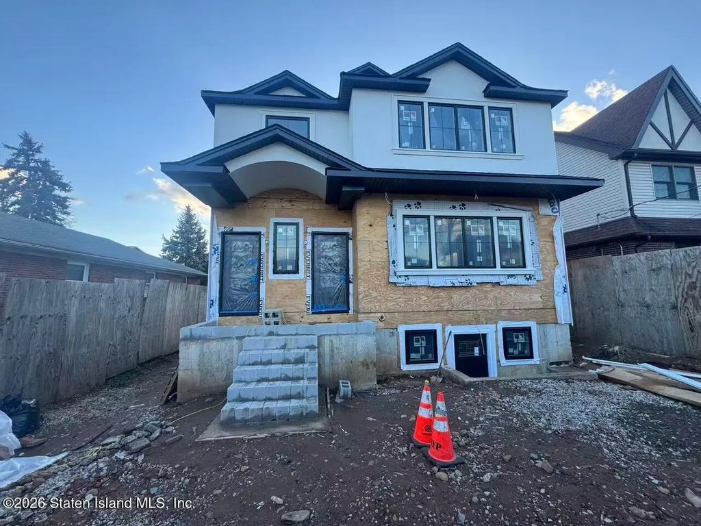 168 Otis Avenue, Staten Island