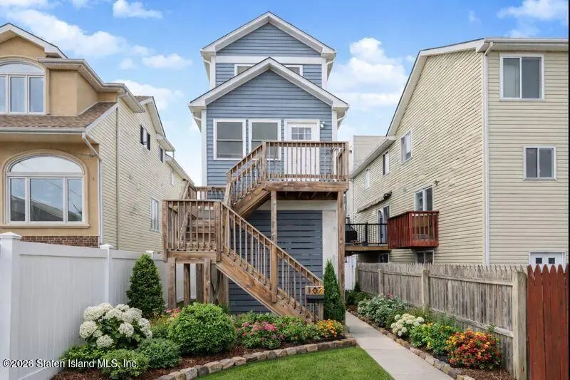 107 Baden Place, Staten Island
