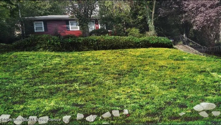 69 Longview Road, Staten Island