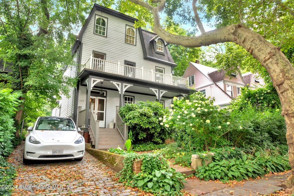 117 Tysen Street, Staten Island