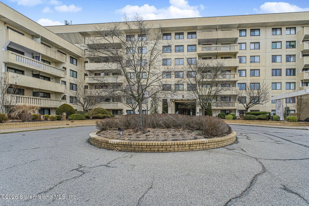 5 Windham Loop 7i, Staten Island
