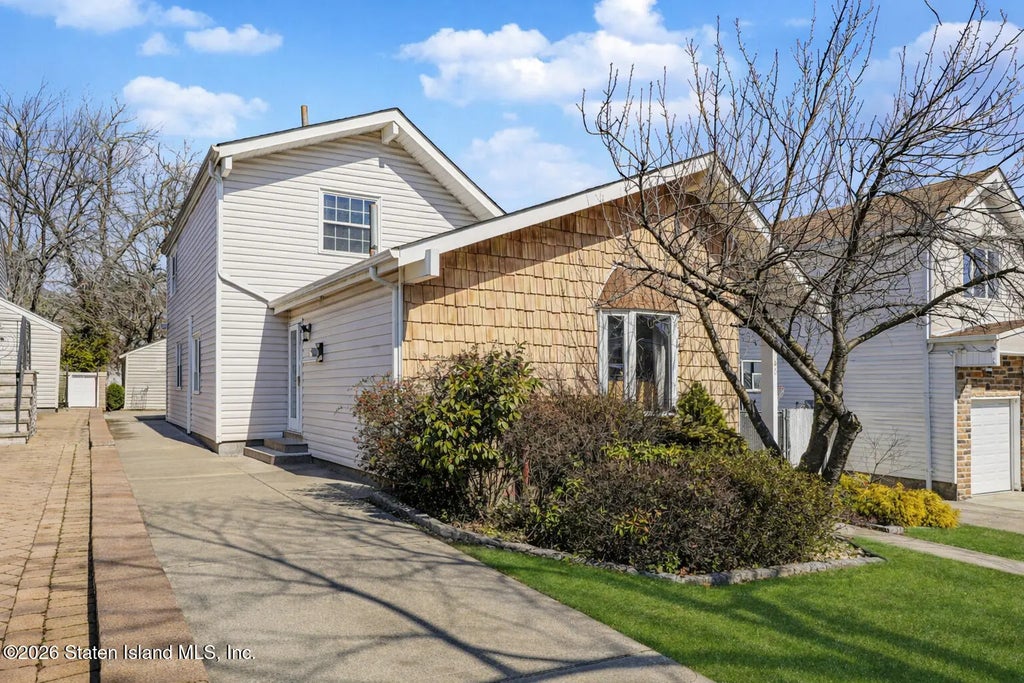 140 Mc Arthur Avenue, Staten Island