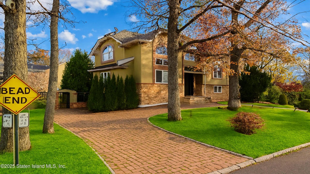 172 Coventry Road, Staten Island