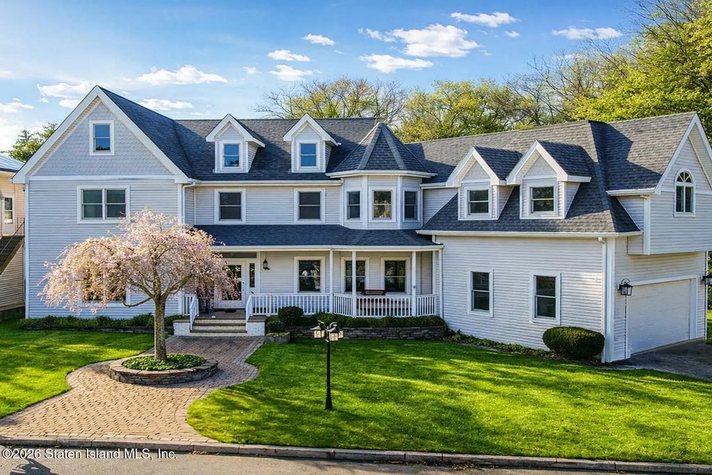 64 Giegerich Avenue, Staten Island