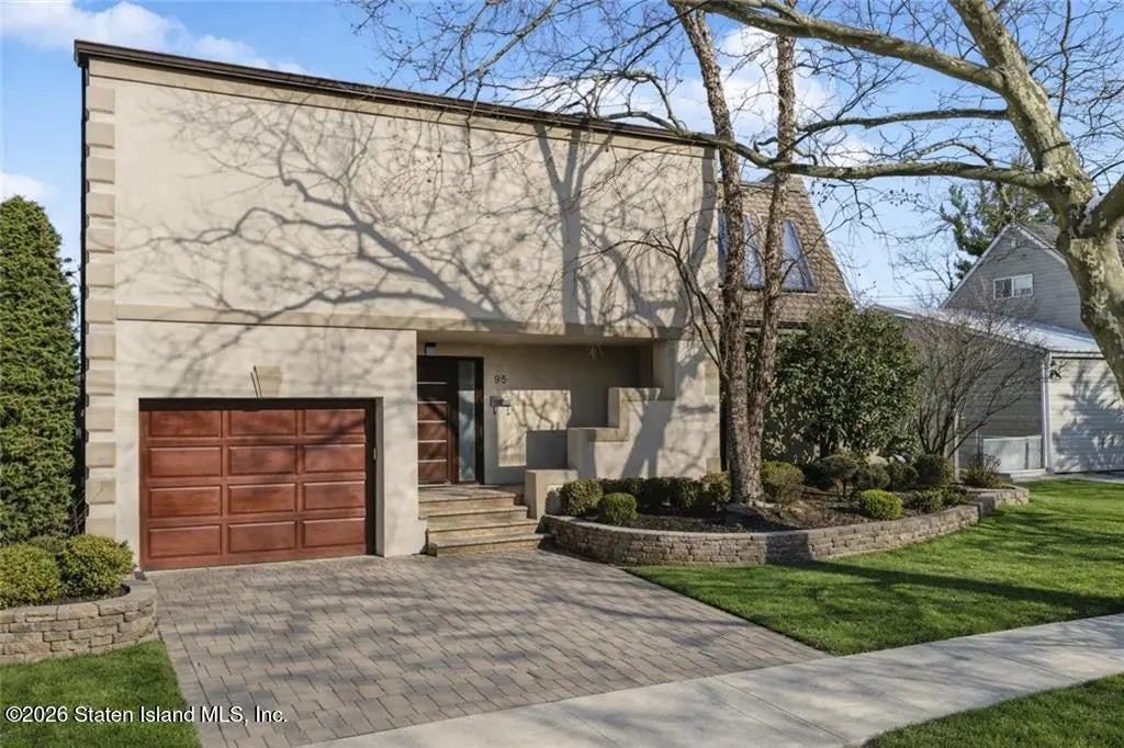 35 Hales Avenue, Staten Island