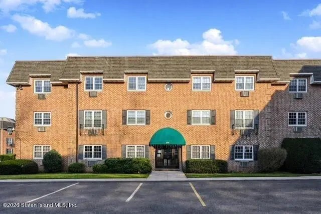 396 Maryland Avenue 3a, Staten Island