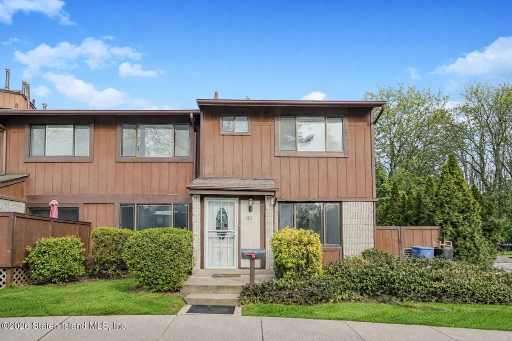 1818 Forest Hill Road, Staten Island