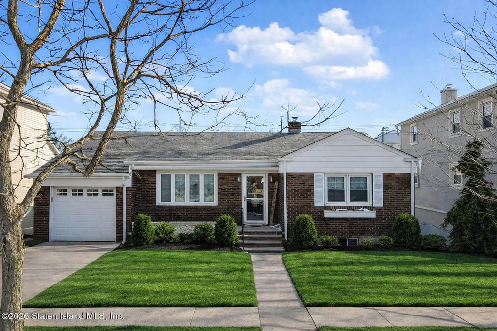 235 Collfield Avenue, Staten Island