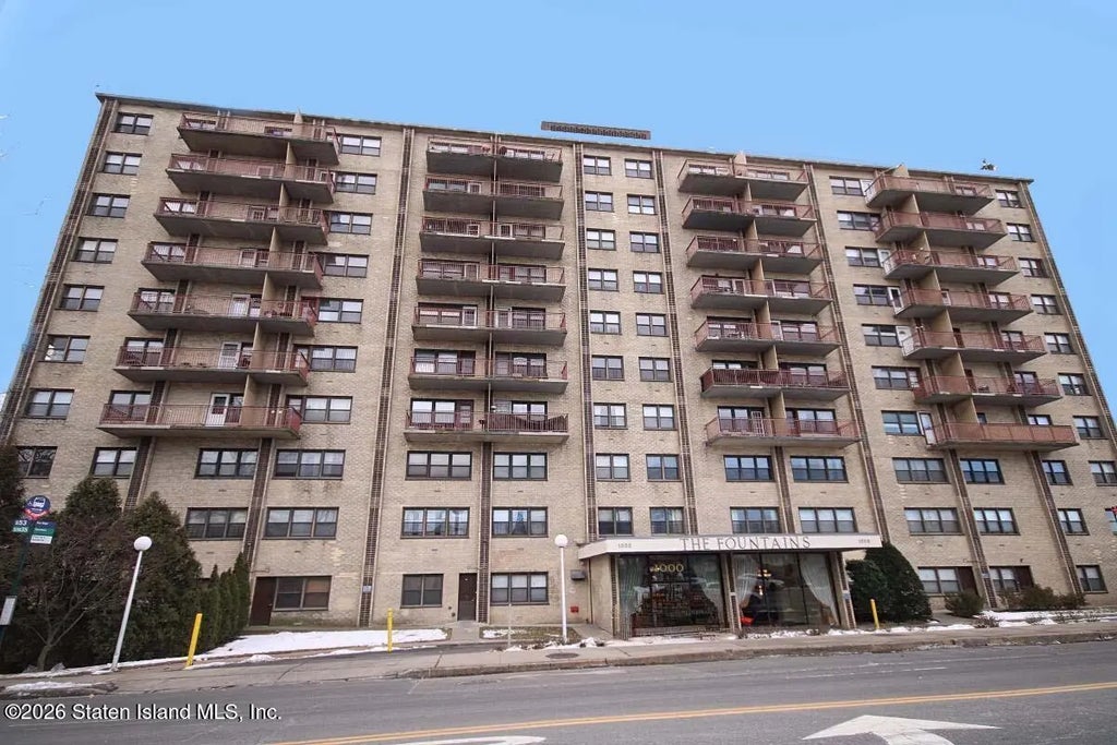 1000 Clove Road 2p, Staten Island