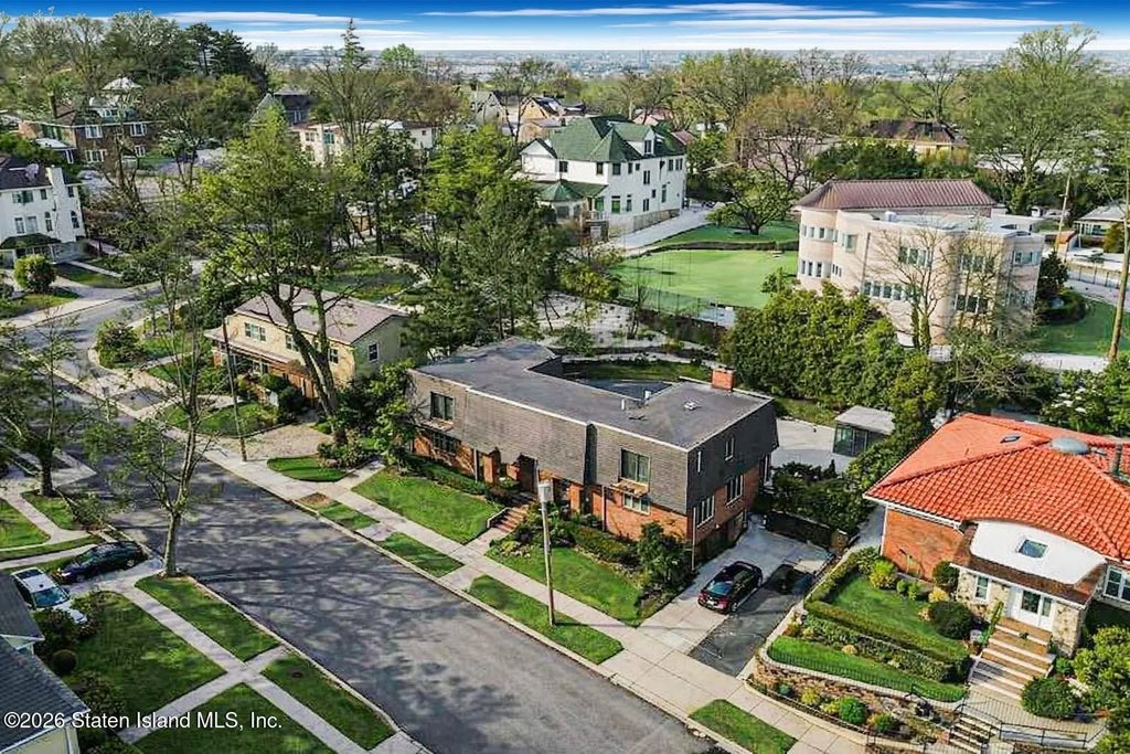 15 Herkimer Street, Staten Island