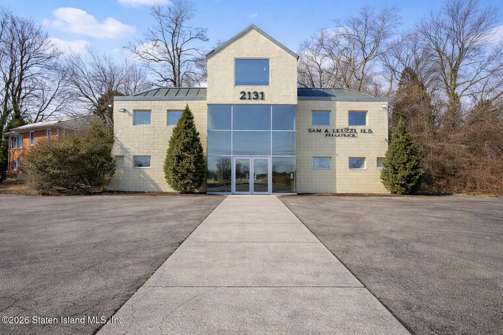 2131 Richmond Road L-1, Staten Island