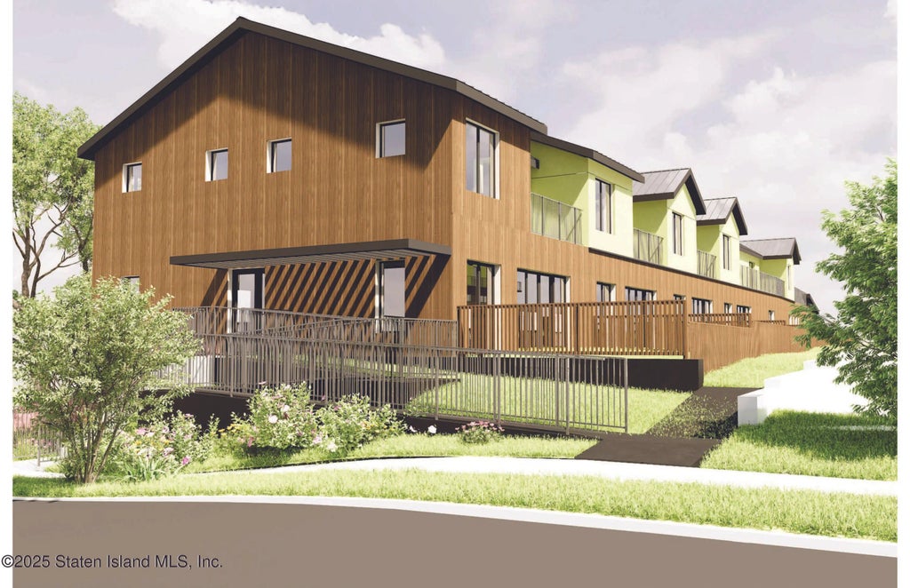 1221 Forest Hill Road #1, Staten Island