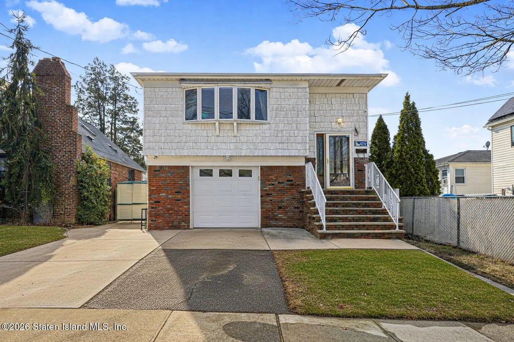 470 Beach Road, Staten Island