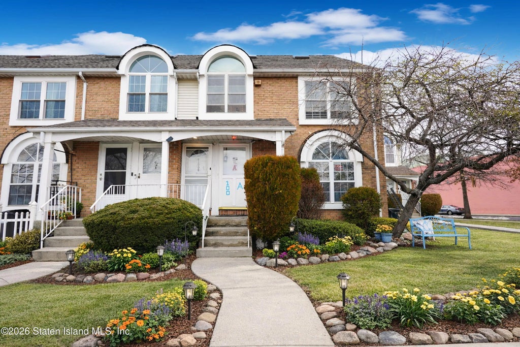 100 Debbie Street B, Staten Island