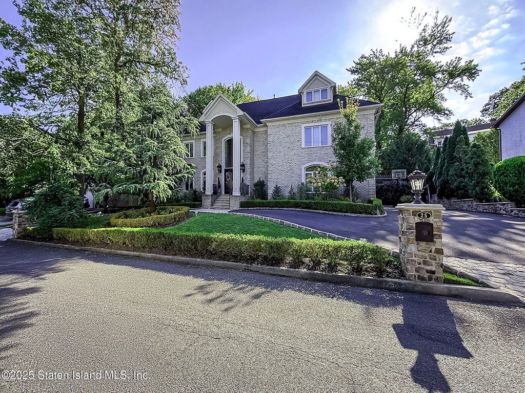 25 Beebe Street, Staten Island