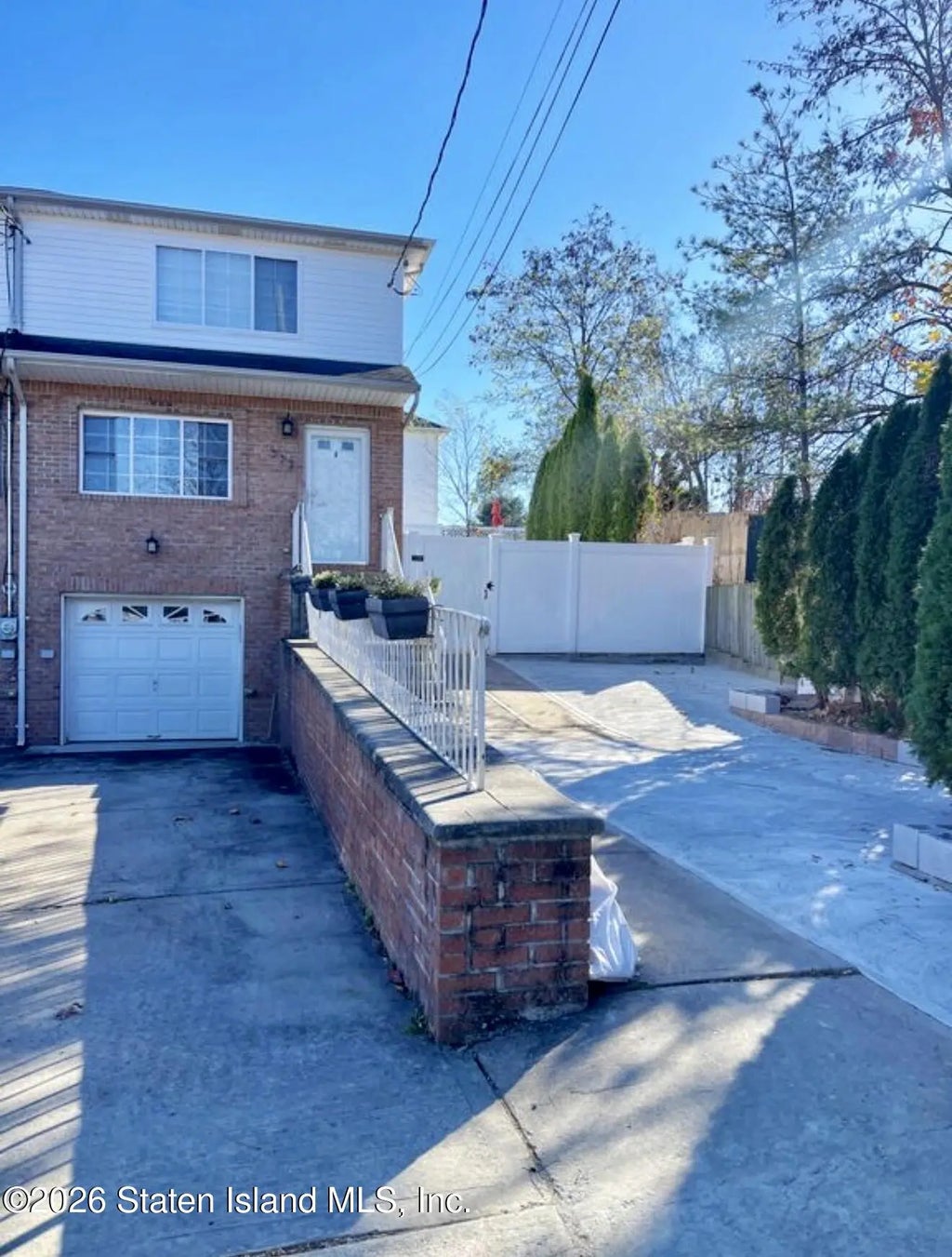 372 Maryland Avenue, Staten Island