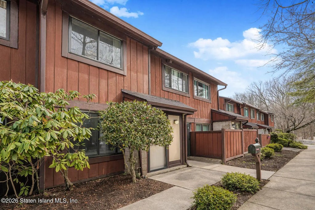 139 Pierpont Place, Staten Island