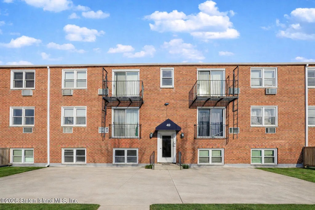 49 Vera Street C, Staten Island