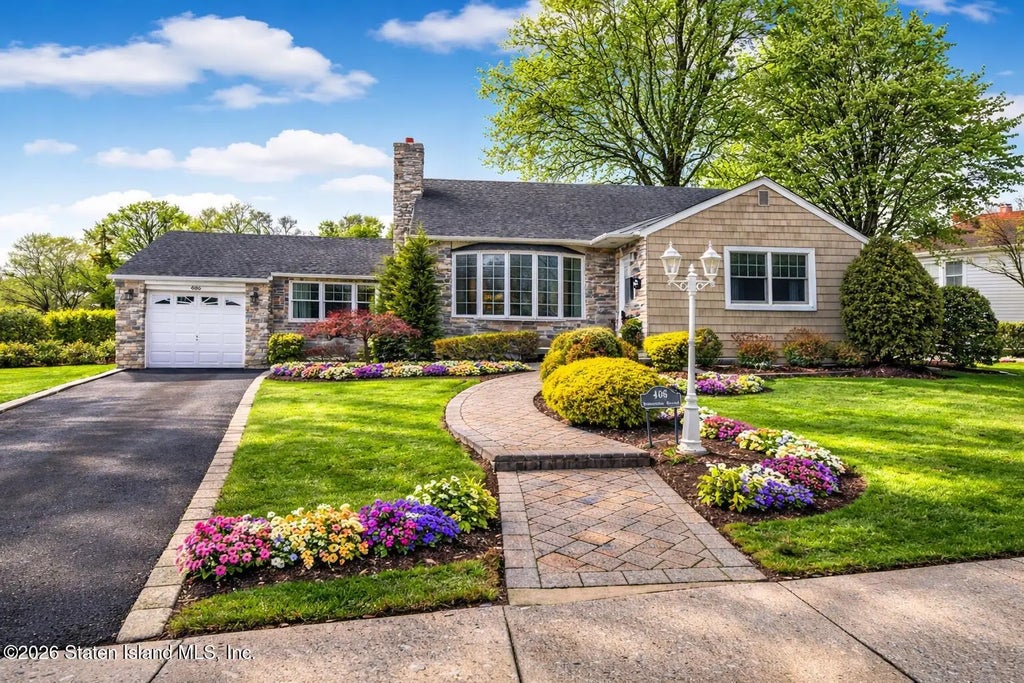 406 Armstrong Avenue, Staten Island