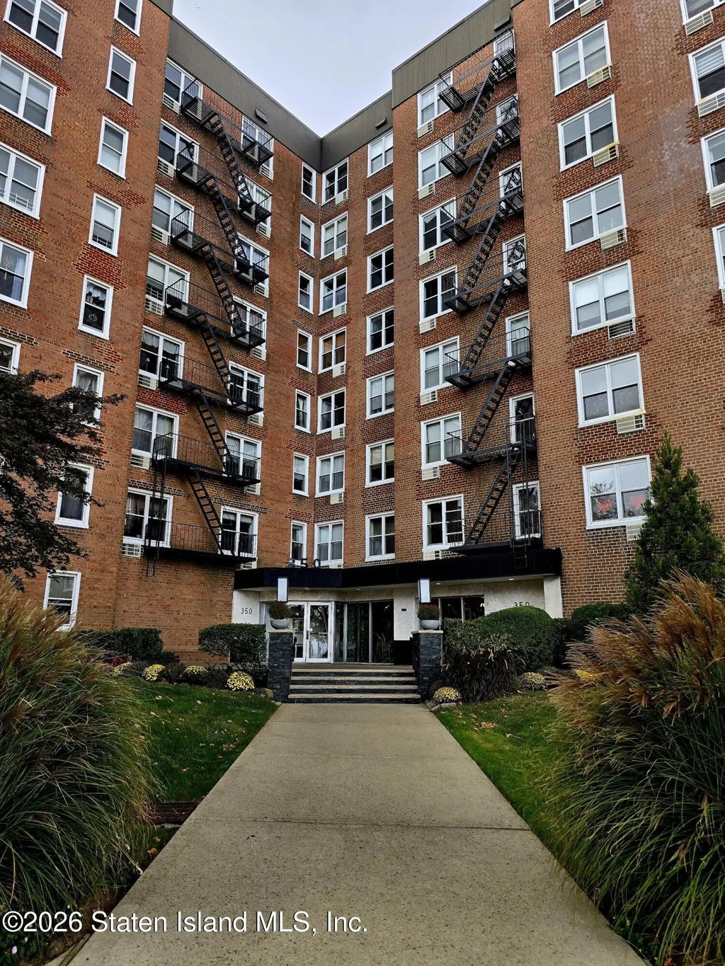 350 Richmond Terrace 5h, Staten Island