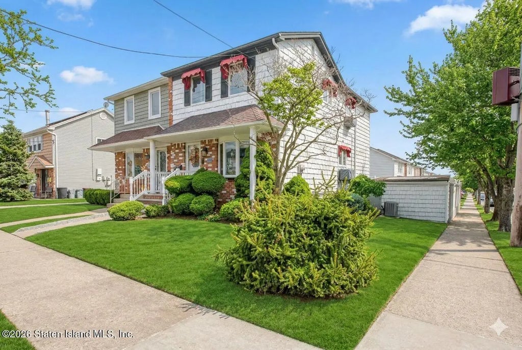 121 Annadale Road, Staten Island