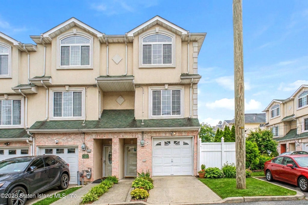 61 Merivale Lane, Staten Island