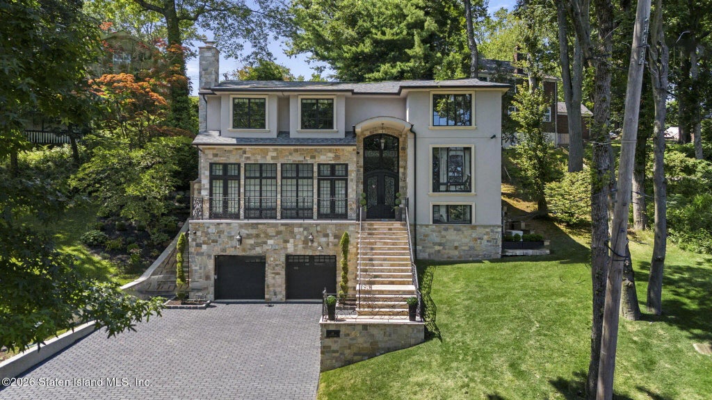 44 Annfield Court, Staten Island