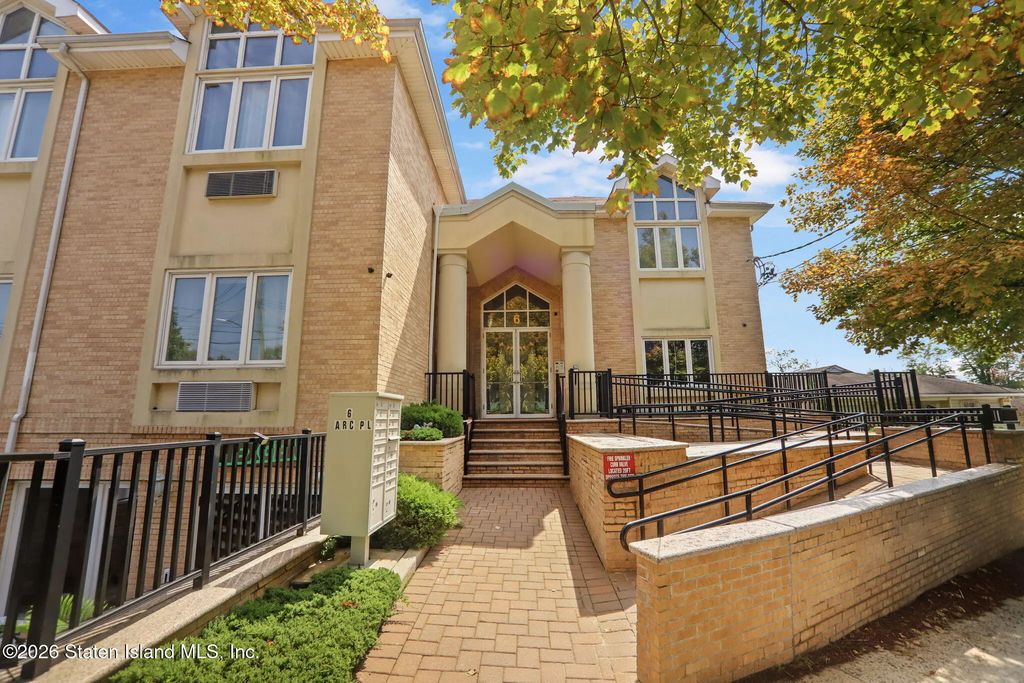6 Arc Place A7, Staten Island