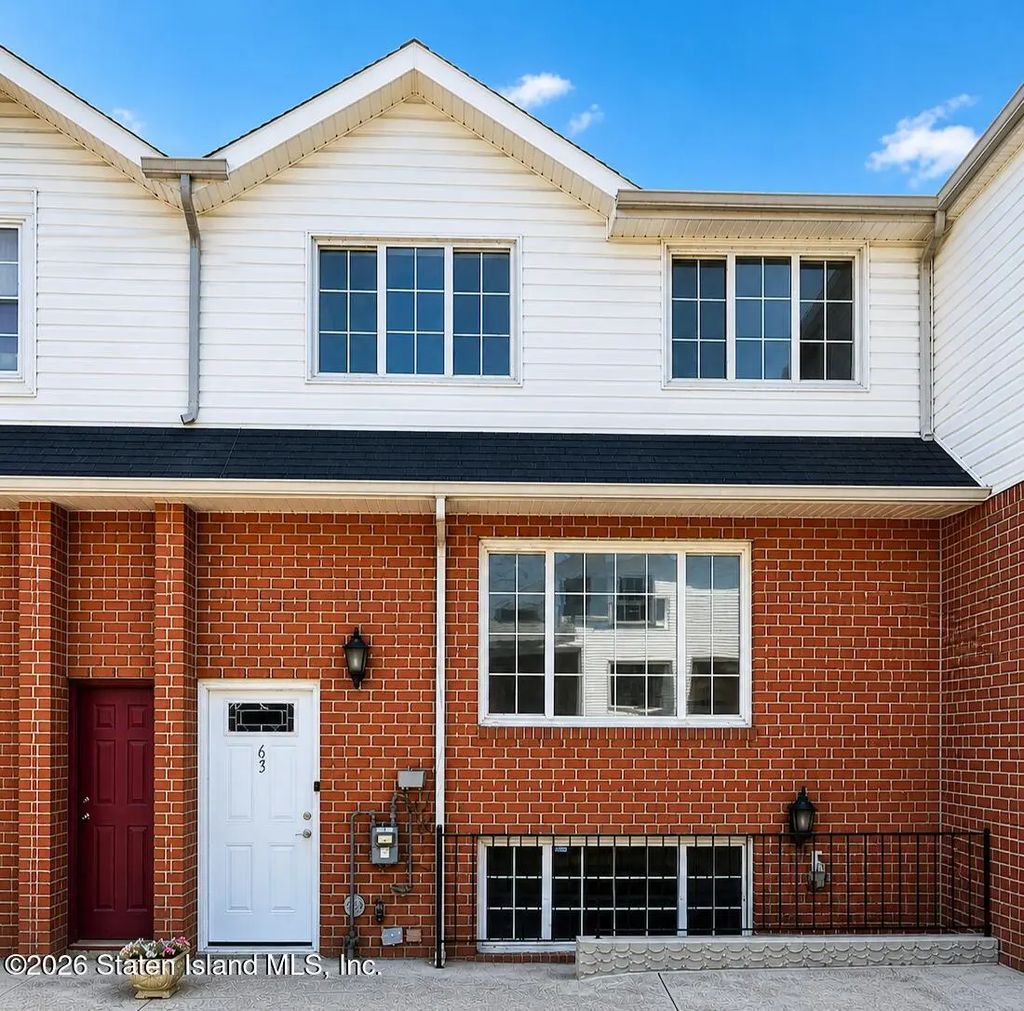 63 Mariners Lane, Staten Island