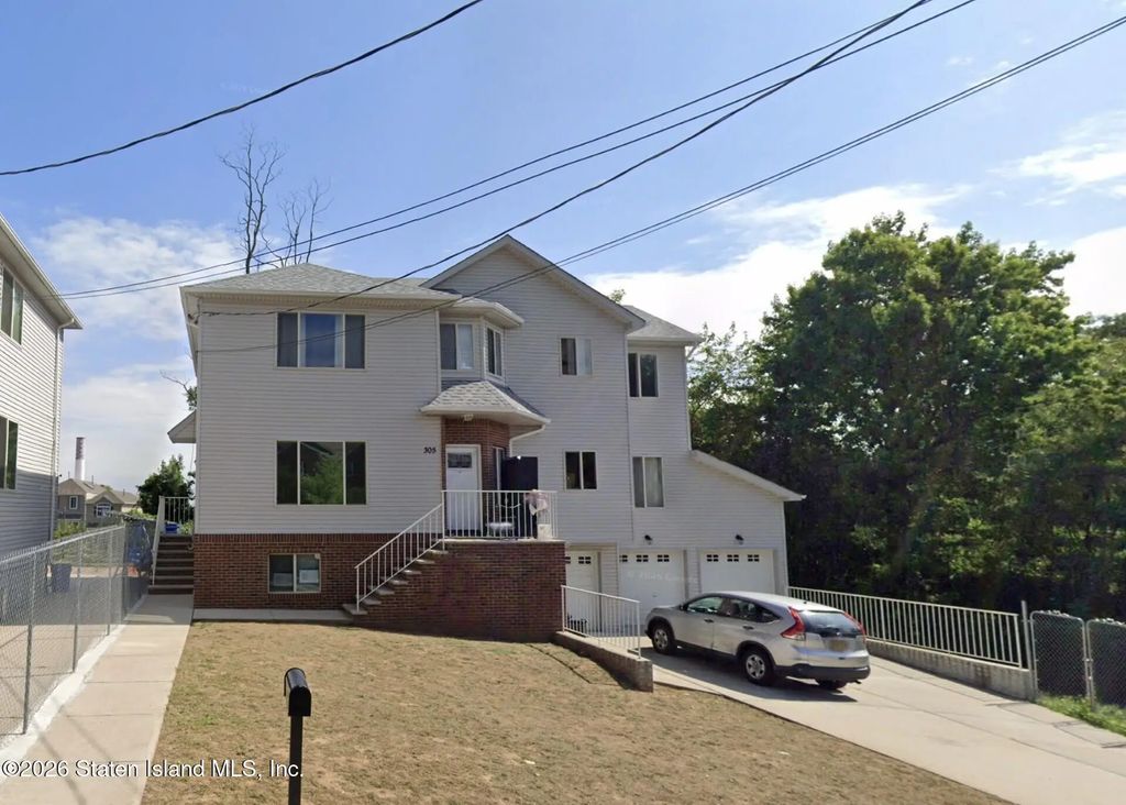 305 Osgood Avenue #2, Staten Island
