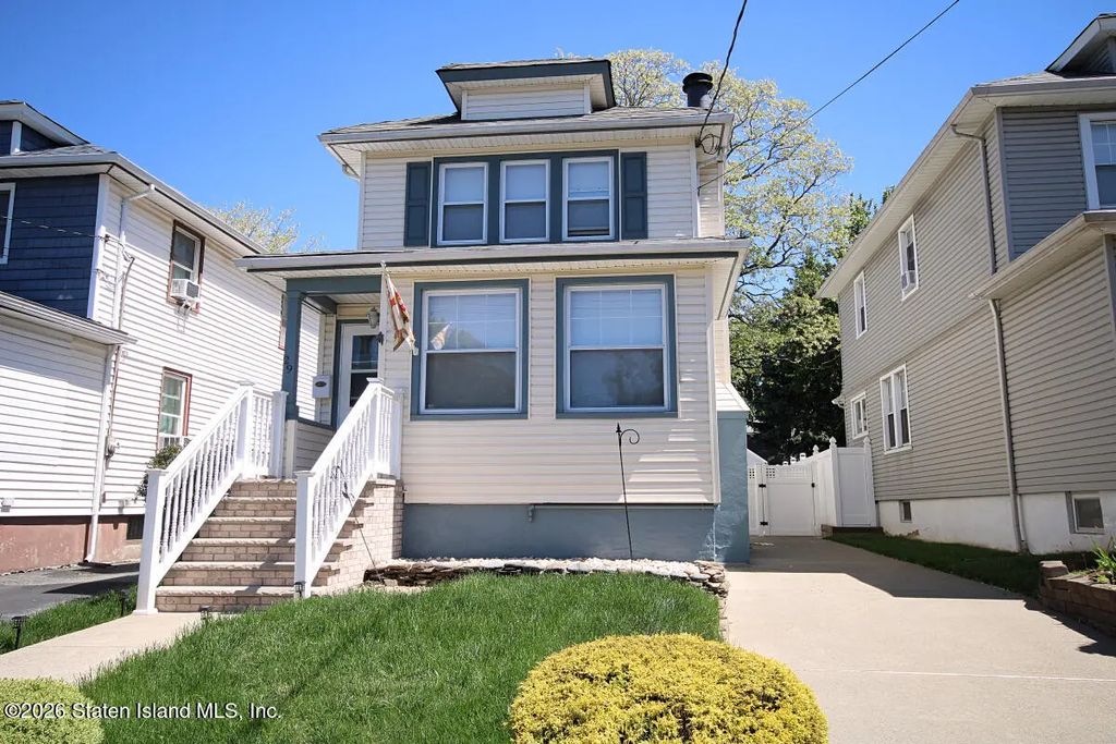 29 Burnside Avenue, Staten Island