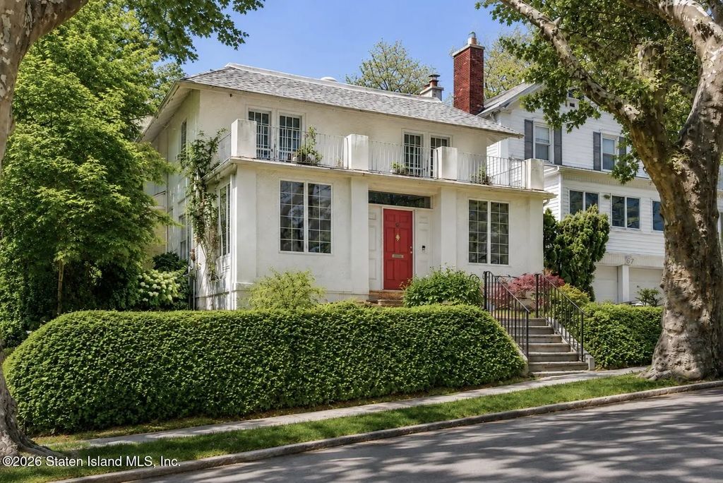 86 Ward Avenue, Staten Island