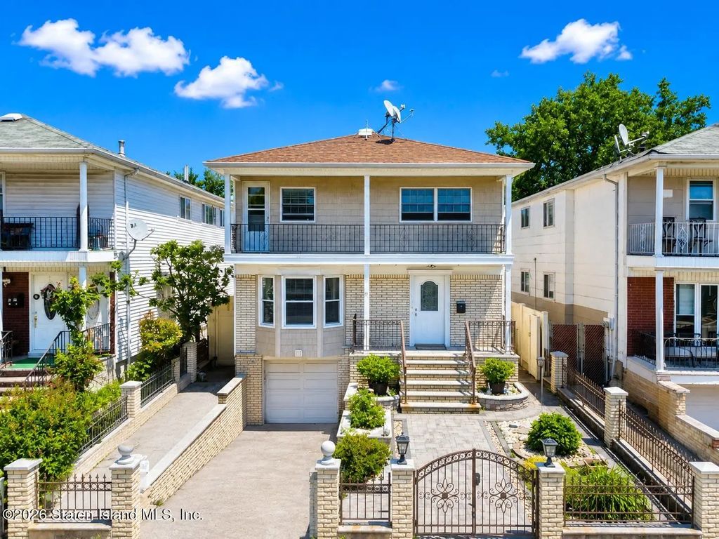 37 Yale Street, Staten Island