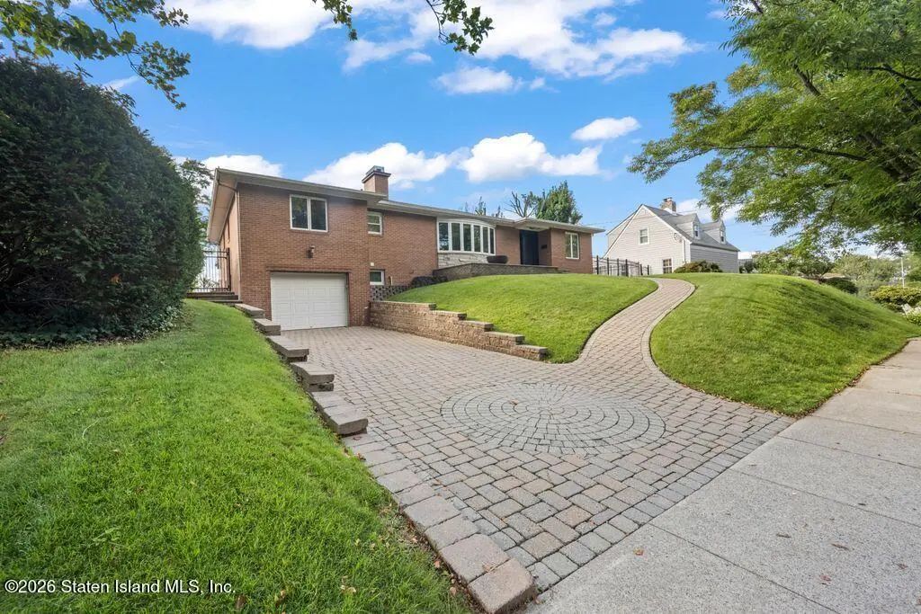 24 Ward Avenue, Staten Island
