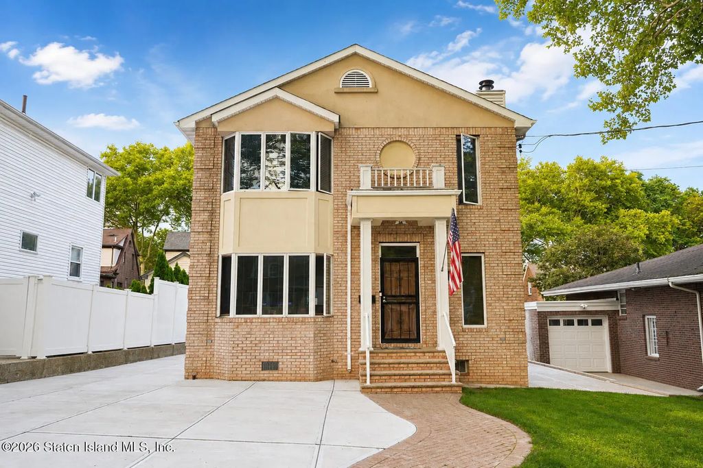 191 Greeley Avenue, Staten Island