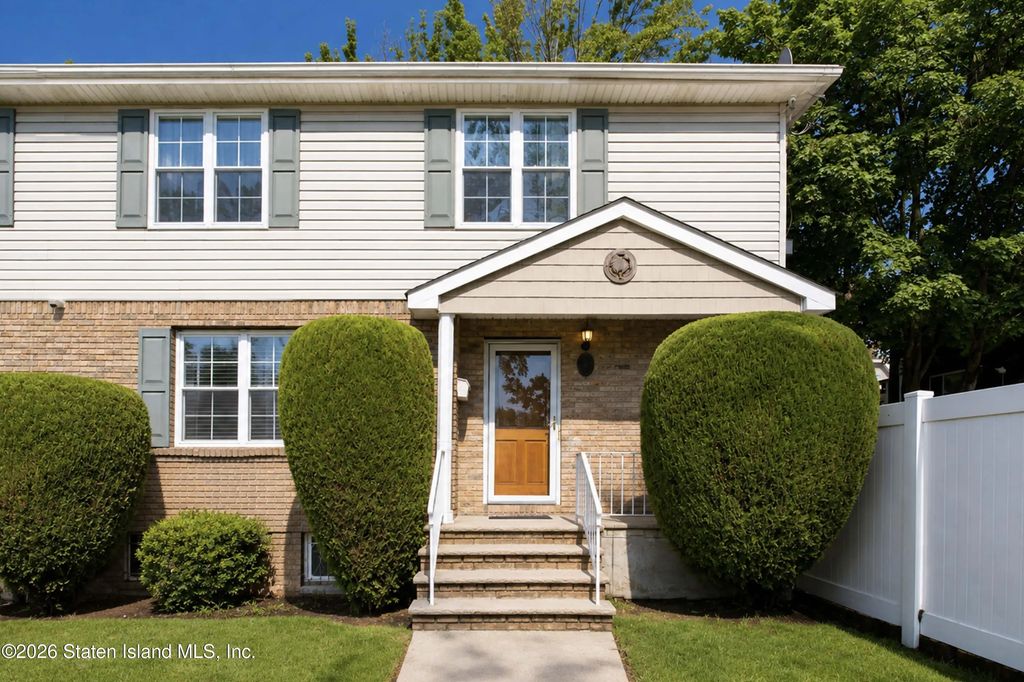 41 Driggs Street, Staten Island