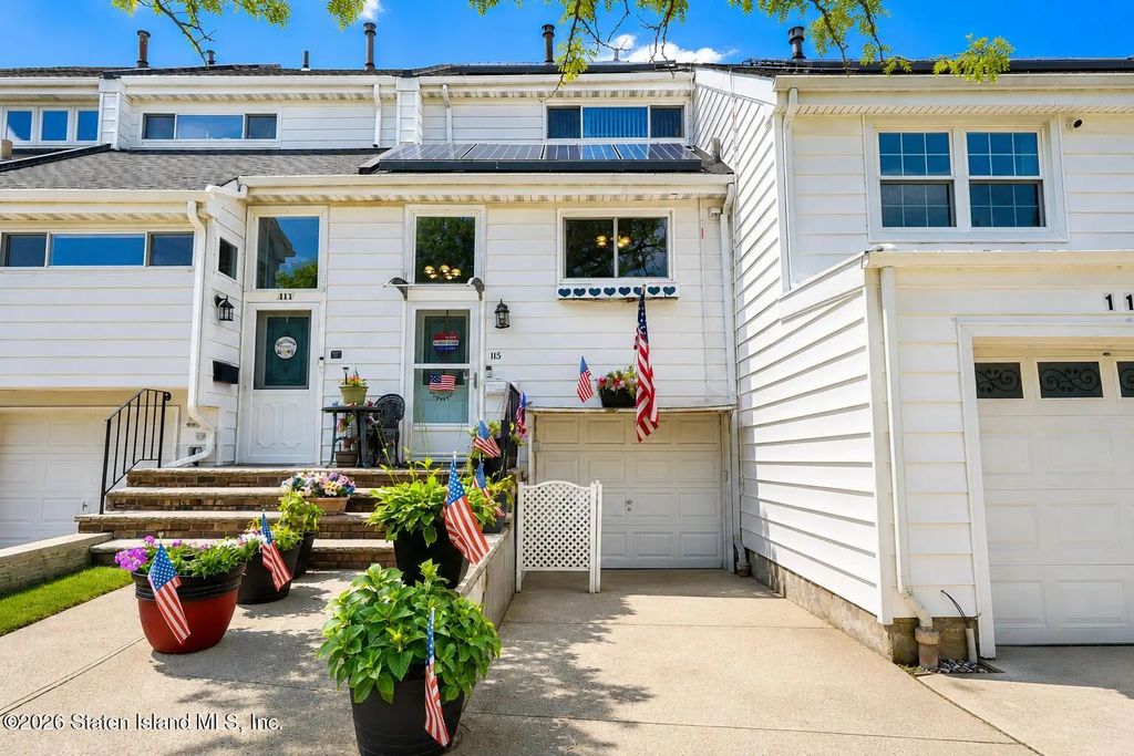 115 Forest Green, Staten Island