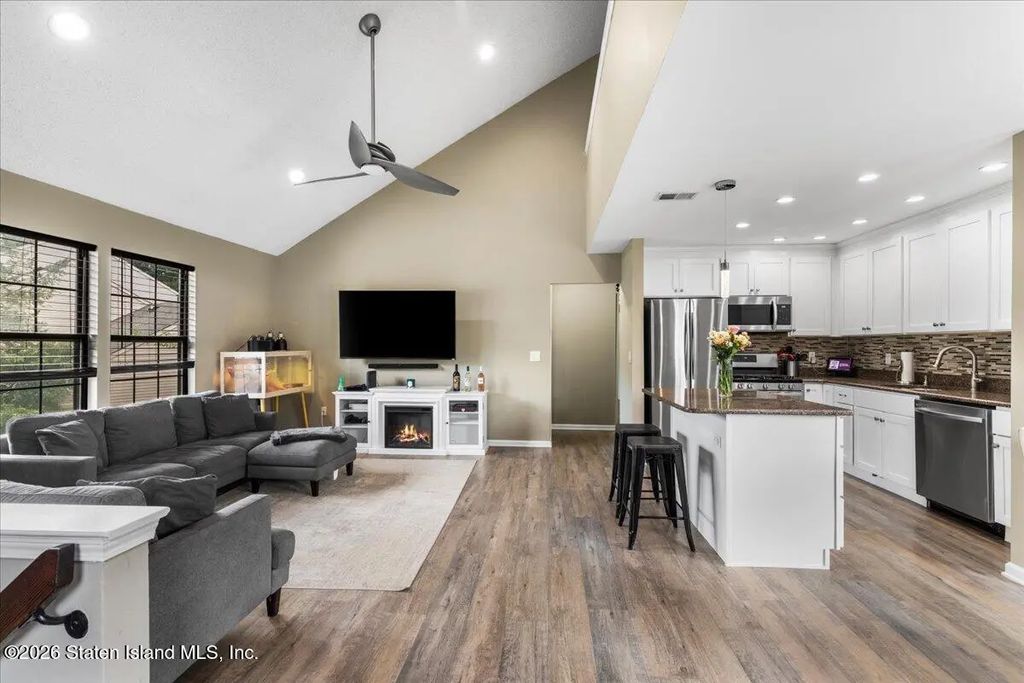 504 Geranium Court, Jackson